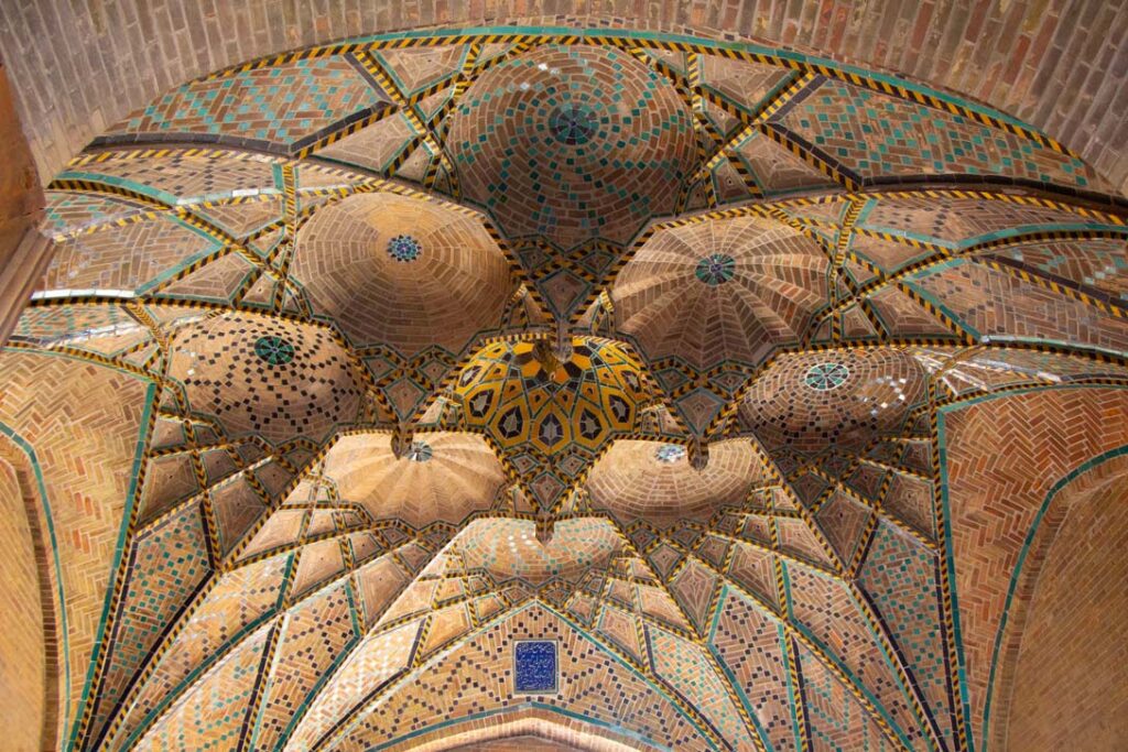 کاشی کاری مسجد عتیق